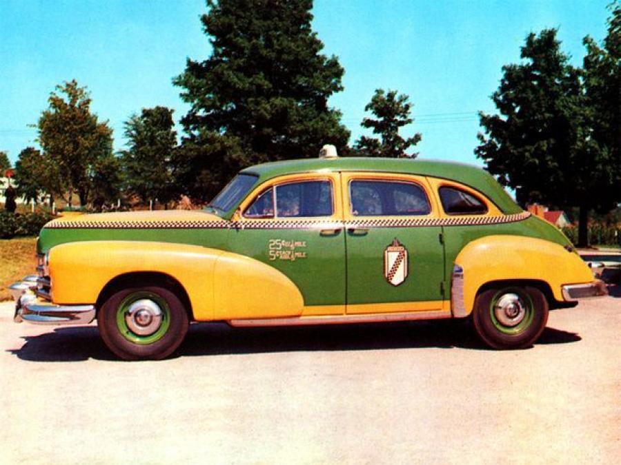  Checker Model A6 Taxi Cab 1953 года  (фото 2 из 3)